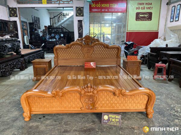 GIƯỜNG HOA HỒNG TRÁM GỖ GÕ