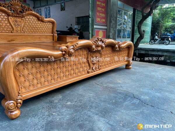 GIƯỜNG HOA HỒNG TRÁM GỖ GÕ
