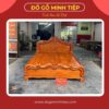 GIƯỜNG HOA LÁ TÂY NỀN TRƠN GỖ GÕ