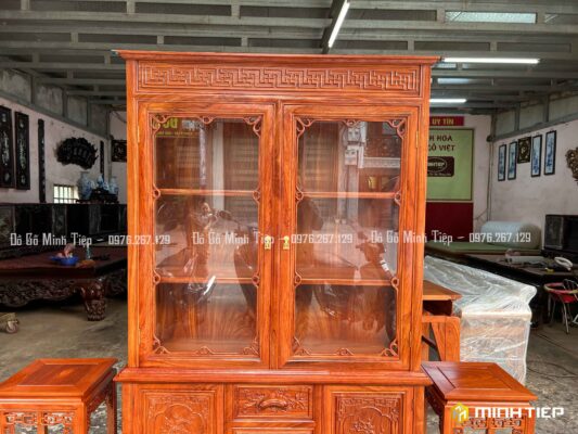 TỦ BÀY ĐỒ GỖ HƯƠNG ĐỤC CHIM HOA