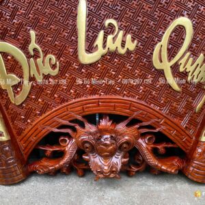 CUỐN THƯ CÂU ĐỐI MAI HÓA NỀN GẤM GỖ HƯƠNG ĐÁ